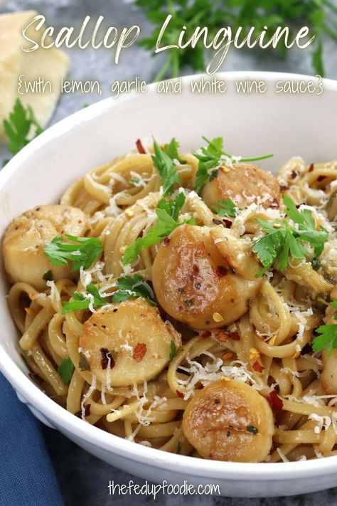 Scallops And Pasta, Scallop Linguine, Fast Pasta, Lemon Pesto Pasta, Scallop Recipes Pasta, Sauteed Scallops, Garlic White Wine Sauce, Scallop Pasta, Tuscan Pasta