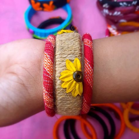 Jute clay gamchha bangles set Handmade bangles. . . Size 24,26,28 . . Customisable. . . No cash on delivery 🔴 Shipping available. . . 📞7687014484 . . . #snehar_jhuli #sneharjhuli #haandmade Navratri Accessories, Jute Jewellery, Clay Bangles, Fabric Bangles, Handmade Jewelry Set, Wedding Flower Jewelry, Terracotta Jewellery Designs, Alpona Design, Tiny Jewelry