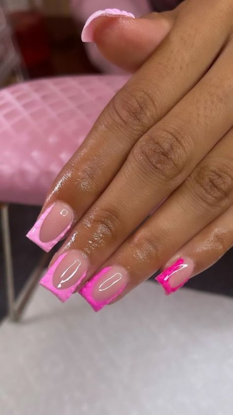 Baddie Short Acrylic Nails Square Pink, Short Nail Set Pink, Baddie Acrylic Nails Short, Baddie Short Acrylic Nails Designs, Short Baddie Nails, Baddie Short Acrylic Nails, Nails Black Women, Acrylic Nails Square, Short Pink Nails