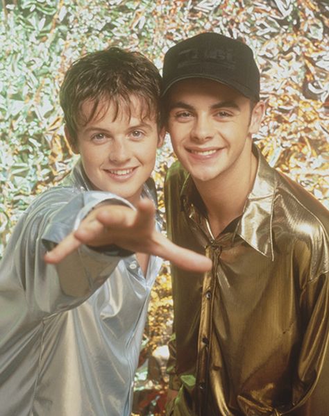 eXCUSE ME THIS IS DEC AND ANT IT IS WRONGGG😂😂 Ant And Dec, Declan Donnelly, Britain’s Got Talent, Alesha Dixon, Ant & Dec, British Celebrities, Britain Got Talent, Amanda Holden, Excuse Me