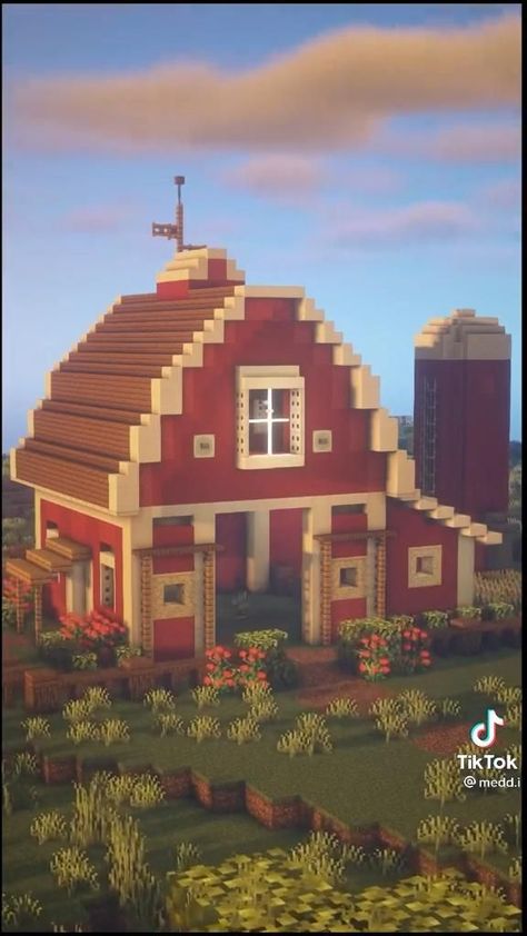 Cute Things To Build In Minecraft Town, Farmhouse Ideas Minecraft, Minecraft Building Ideas Farmhouse, Farmcore Minecraft, Farmhouse In Minecraft, Minecraft Fancy Houses, Aesthetic Minecraft Town, Best Minecraft Builds, Minecraft Barn Ideas Easy