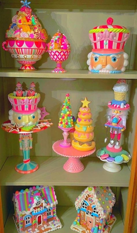 Pastel Gingerbread Christmas Decor, Diy Candyland Christmas Decorations, Funky Christmas Decor, Candy Themed Christmas Decor, Glitterville Christmas, Colorful Nutcracker, Pastel Nutcracker, Candy Christmas Decor, Pastel Christmas Decor