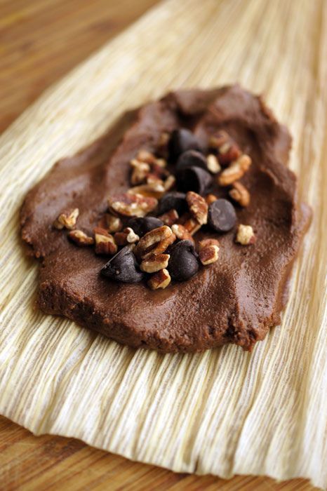 Chocolate brownie tamales. I am so intrigued by this. Very creative and delicious looking, but those suckers are hard to roll! Unique Tamale Fillings, Tamales Aesthetic, Sweet Tamales Recipe, Sweet Tamales, Tamales Recipe, Homemade Tamales, Hot Tamale, Tamale Recipe, Mexican Christmas