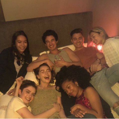 Sabrina Cast, Jaz Sinclair, Sabrina Witch, Chilling Adventures Of Sabrina, Kiernan Shipka, Sabrina Spellman, It Movie Cast, Sweet Couple, Best Series