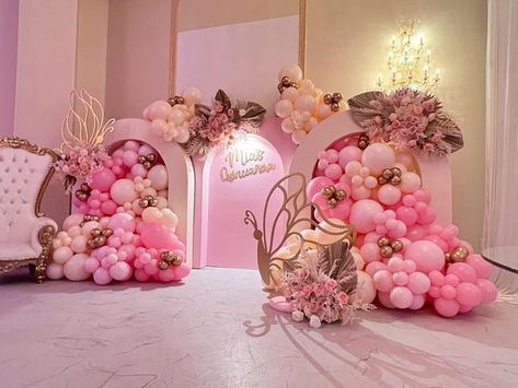 Nicole Creations Houston on Instagram 18th Birthday Butterfly Theme, Sweet 16 Butterfly Theme, Pink Balloon Decor, 16 Birthday Party Decorations, Sweet 17 Birthday Ideas, Butterfly Theme Birthday Decoration, Bday Backdrop, Debut Decorations, 15th Birthday Decorations