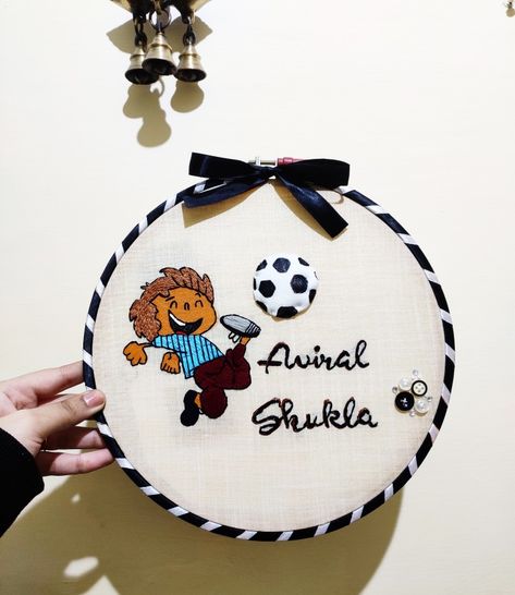 Hand embroidery wall frame , name plates for kids for home Plates For Kids, Frame Embroidery, Embroidery Hoop Art Diy, Handmade Frame, Embroidery Wall, Framed Embroidery, Name Plates, Boy Pictures, Wall Frame