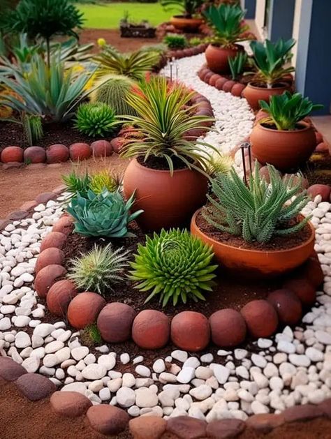 Fence Border Landscaping, Pebble Landscaping, Pebble Garden, Succulent Landscape Design, Patio Flowers, Small Front Yard Landscaping, Rock Garden Design, Front Yard Garden Design, Garden Decor Projects