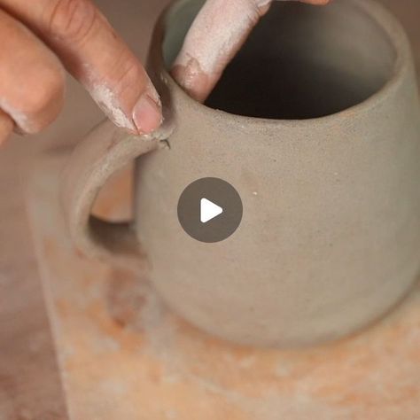 230 likes, 6 comments - ancientpottery on September 10, 2024: "How to attach mug handles using the ancient rivet method. The Mesa Verde potters knew how to attach strong handles on their mugs, here is how to use the rivet handle method on your pottery. #mughandles #mugmaking #ancientpottery #potterytechniques #mesaverde #potteryhandles". Attaching Handles Pottery, Hand Built Ceramic Mugs, Hand Built Mug, Mug Handles Pottery, Mug Handles, Beginner Pottery, Ancient Pottery, Hand Built Pottery, Pottery Techniques