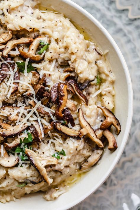 Instant Pot Mushroom Risotto | Rosalynn Daniels Evergreen Kitchen, Mushroom Risotto Recipes, How To Cook Mushrooms, Mushroom Risotto, Risotto Recipes, Creamy Mushrooms, Insta Pot, Instapot Recipes, Vegetarian Dinner