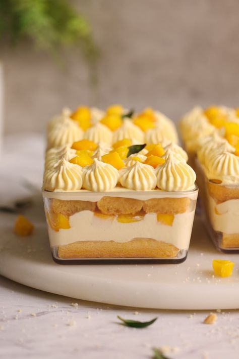 Easy Mango Tiramisu - BAKE WITH ZOHA Quick And Easy Desserts Videos, Mango Treats Dessert Recipes, Dessert Recipes Mango, Passion Fruit Tiramisu, Mango Dessert Cups, Mango Desserts Recipes, Desserts With Mango, Mango Dessert Recipes Easy, Summer Tiramisu