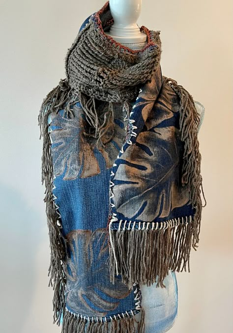 Welcome to LM Handmade Boutique! New! One of a kind hand painted scarf! Wrap yourself in this work of art! With fall vibes and bohemian style this one of a kind scarf will add a unique touch to any outfit.  MORE DETAILS: * One of a kind.  * Hand painted with freestyle gold leaves  * Upcycled denim * Crochet detail and lots of fringe  * Free shipping  This scarf makes a great gift! MORE BOHO FASHION HERE: http://lmhandmadeboutique.etsy.com/ Follow me: INSTAGRAM @lmhandmadeboutique Facebook https://www.facebook.com/LMHandmadeBoutique/ QUESTIONS? My name is Lisa, so if you have any questions about this upcycled scarf please use the message button below and I'll be more than happy to help. Thank you for shopping at LM Handmade Boutique! Funky Scarf, Things To Make With Yarn, Denim Scarf, Funky Scarves, Denim Crochet, Boho Crochet Patterns, Couture Denim, Wearable Art Fashion, Fall Scarf