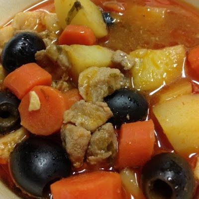 Quick And Easy Pastele Stew @keyingredient #quick #pork #easy Gandule Rice Recipe Hawaii, Gandule Rice, Pastele Stew, Ono Kine Recipes, Hawaii Food, Puerto Rican Recipes, Hawaiian Food, Stew Recipe, Canned Tomato Sauce