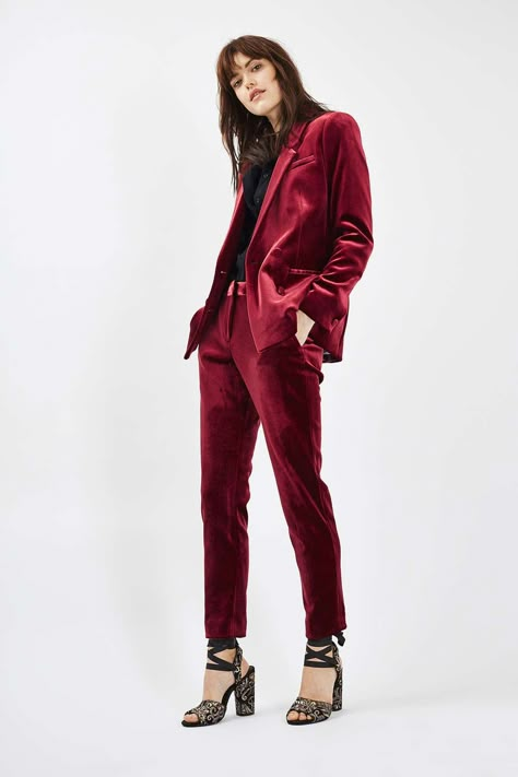 Velvet Suit Jacket - New In- Topshop Mode Monochrome, Velvet Suit Jacket, Blazer Suit Women, Womens Suits Business, Women Blazer, Velvet Suit, Pantsuits For Women, Long Bodycon Dress, Red Suit