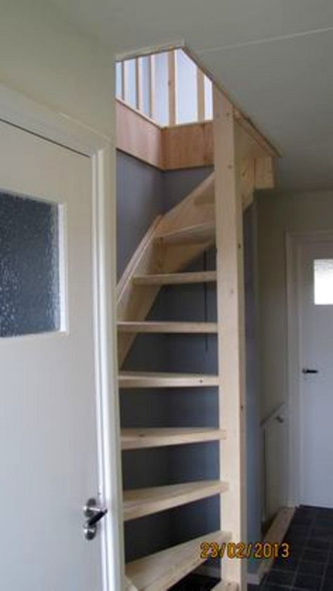 Tiny House Stairs, Attic Loft, Attic House, Loft Stairs, Attic Stairs, Stair Case, Attic Renovation, Home Stairs Design, Attic Remodel