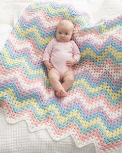 Spring is the perfect time to crochet this Pastel Rainbow Baby Blanket. The multicolored yarn used for this free crochet afghan pattern by Bernat makes this ideal for both baby boys and baby girls. Crochet Patterns For Baby Blankets, Free Crochet Patterns For Baby, Crochet Patterns For Baby, Pastel Crochet, Cluster Stitch, Baby Afghan Crochet Patterns, Ripple Afghan, Crochet Afghan Patterns Free, Rainbow Blanket