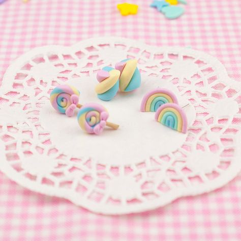 Polymer Clay Lollipop Earrings, Clay Stud Earrings, Diy Earrings Polymer Clay, Sweet Jewelry, Earrings Polymer, Handmade Fair, Cute Polymer Clay, Clay Jewellery, Earring Making