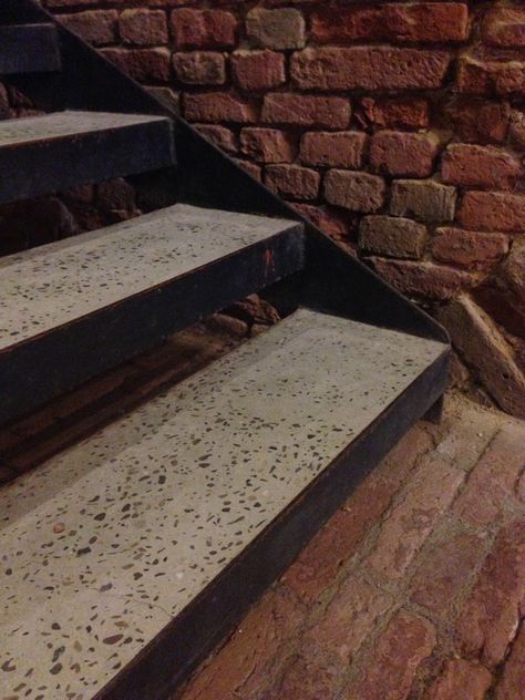 Detail of stair treads. The top is filled in with concrete and polished. The underneath side of the I-beam (each tread) iwas left hollow. Polished Concrete Stairs, Concrete Stair Treads, Staircase Contemporary, Staircase Metal, Stairs Stringer, Concrete Staircase, Staircase Design Modern, Interior Staircase, Steel Stairs