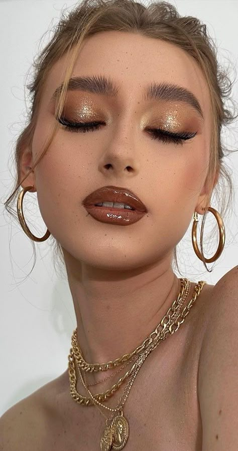 Leo Rising Makeup Looks, Leo Makeup Looks, Leo Rising Aesthetic Makeup, Taurus Venus Makeup, Leo Venus Makeup, Make Up Glam Look, Saggitarius Rising Makeup, Taurus Rising Makeup, Leo Rising Makeup