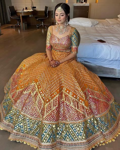 Bridal Lehenga Colour, Lehenga Color Combinations, Latest Bridal Lehenga Designs, Bridal Lehenga Designs, Glam Glow, Latest Bridal Lehenga, Indian Outfits Lehenga, Wedding Lehenga Designs, Wedding Lehengas