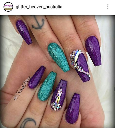 Purple & Teal Coffin Nails Unicorn Nails Designs, Teal Nails, Nails Yellow, Mirror Nails, Different Nail Designs, New Nail Designs, Outfit Night, Casino Outfit, Latest Nail Art