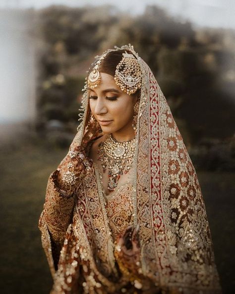 Sutej Pannu (@sutej.pannu) • Instagram photos and videos Wedding Day Bride, Bridal Accessories Jewelry, Bride Clothes, Bridal Fashion, Designer Suits, Bridal Accessories, Bridal Style, Wedding Bride, Indian Wedding