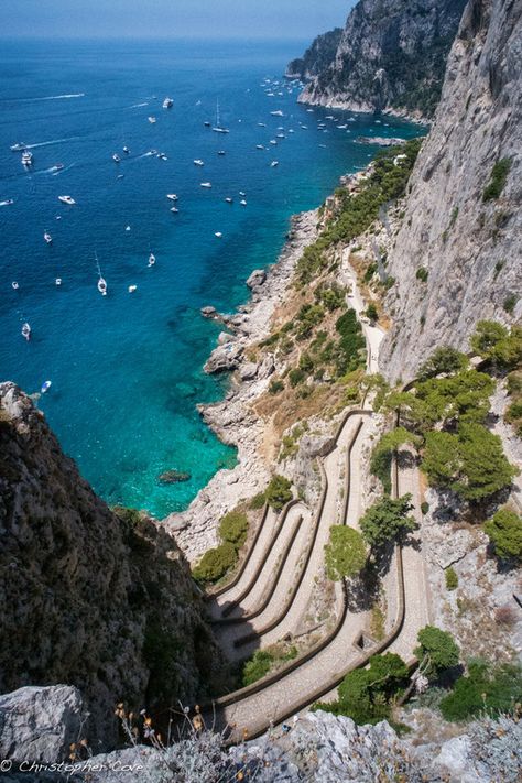 Capri Shore from above Capri Italy, Travel Checklist, Future Travel, Amalfi Coast, Aerial View, Amalfi, The Good Place, Capri, Italy