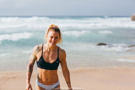 Christmas Abbott -- 8 things to know about the 'Big Brother' Season 19 houseguest Christmas Abbott -- 8 things to know about the Big Brother houseguest competing on Season 19. #BigBrother #BB18 #ChristmasAbbott #PaulAbrahamian #JasonDent #HelenKim #JoshMartinez @BigBrother Paul Abrahamian, Crossfit Christmas, Extreme Motivation, Christmas Abbott, Girl Motivation, Super Women, Fit Woman, Fitness Women, Fit Girl Motivation