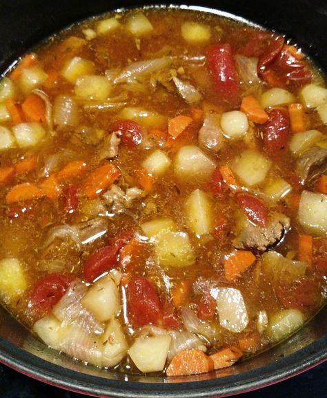 The Hadley Family Recipe Box: Beef Stew Trim Healthy Mama Style Healthy Beef Stew, Beef Stew Healthy, Trim Healthy Mama Recipes, Mama Recipe, Low Carb Soup, Thm Recipes, Trim Healthy Mama, Family Recipe, Mama Style