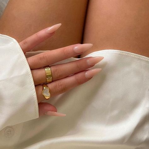 Nail Shapes 101: A Guide For Different Nails & Hands - Nailuxe Tan Nails, Classy Nail, Tattoo Meanings, Prom Inspiration, Milky Nails, Nagellack Trends, Classy Nail Designs, Nude Nail Designs, Neutral Nails