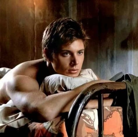 Jensen Ackles Shirtless, Jesen Ackles, Jensen Ackles Supernatural, Supernatural Wallpaper, Supernatural Pictures, Supernatural Dean Winchester, Winchester Supernatural, Winchester Boys, Supernatural Dean