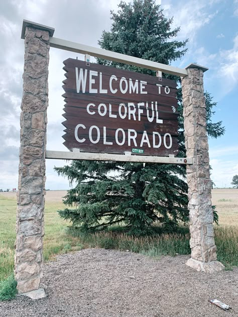 Welcome To Colorado Sign, Travel Aesthetic Colorado, Colorado Countryside, Colorado Vacation Pictures, Aesthetic Colorado Pictures, Moving States Aesthetic, Colorado Sign, Colorado In Summer, Colorado Mood Board