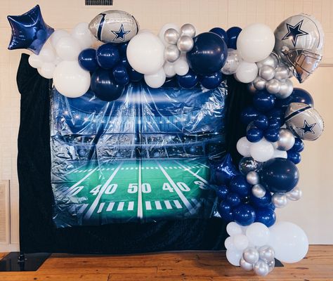 Cowboys Theme Party, Balloon Garland Ideas, Dallas Cowboys Theme, Cowboy Theme Party, Garland Ideas, Cowboy Theme, Backdrop Ideas, Party Backdrop, Backdrops For Parties