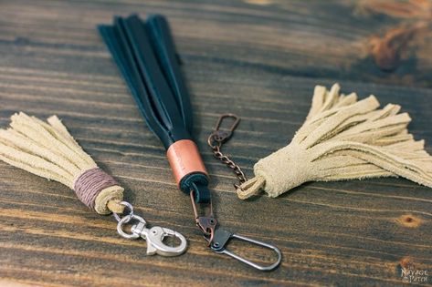 DIY Leather and Yarn Tassels | DIY Embroidery floss tassels | DIY leather tassel keyring | DIY leather tassel bag charm | How to make a yarn tassel | How to make embroidery floss tassels | Step-by-step tassel tutorial | DIY Bohemian style suede tassels | #DIY #tutorial #diytutorial #DIYHomeDecor #BohemianStyle | www.TheNavagePatch.com Diy Embroidery Floss Tassel, Diy Leather Tassel, Tassel Tutorial, The Navage Patch, Navage Patch, Tassels Diy, Tassel Embroidery, Diy Candles Easy, Tassels Tutorials