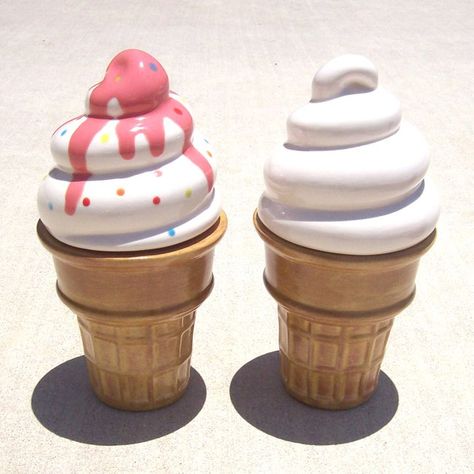 Fruitflypie ceramics icecream cone ceramic trinket boxes Icing Aesthetic, Food Ceramics, Ceramic Ice Cream Cone, Ice Cream Soda, Clay Box, Air Dry Clay Ideas, Dry Clay Ideas, Ice Cream Man, Fruit Fly