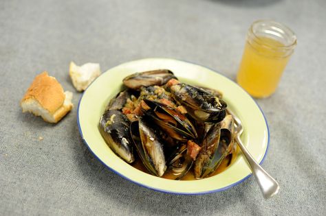 Marzano Tomatoes, Steamed Mussels, Grilled Bread, San Marzano Tomatoes, Shellfish Recipes, Herbs And Spices, Whole Foods Market, Mediterranean Recipes, Fish And Seafood