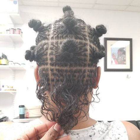 Micro Loc Grid, Micro Loc Grid Pattern, Braided Microlocs, Loc Grid Pattern, Micro Locs Grid Pattern, Loc Grid, Locs Parting, Loc Sizes, Micro Locks