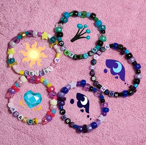 Mlp Kandi Bracelet, Kandi Bracelets Matching, Kandi Bead Bracelet Ideas, Mlp Bracelets, Mlp Kandi, Matching Kandi Bracelets, Kandi Singles Ideas, Kandi Singles, Rave Jewelry