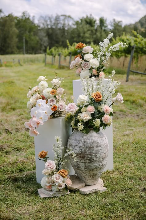 French Garden Wedding Dress, Wedding Ceremony Podium Flowers, Ceremony Pedestal Flowers, Wedding Pedestal Flowers, Wedding Ceremony Flowers Pedestal, Wedding Ceremony Flower Pedestal, Wedding Ceremony Flowers Altar, Wedding Ceremony Floral Pillars, Ceremony Floral Pedestals