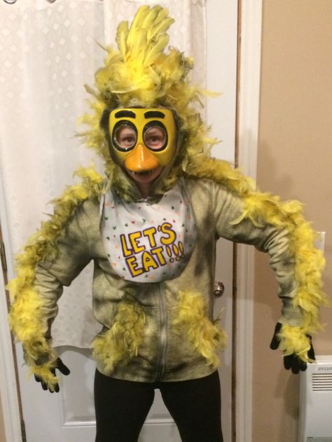 Five nights at Freddy's , Chica DIY Freddy Fazbear Outfit, Diy Fnaf Costume, Chica Fnaf Cosplay, Freddy Fazbear Cosplay, Five Nights At Freddy's Costume, Toy Chica Cosplay, Fnaf Food, Five Nights At Freddy's Cosplay, Five Nights At Freddy's Chica