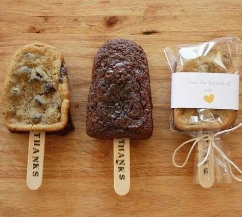 Cake Sicles, Fudge Caramel, Marshmallow Popcorn, Cookie Brownie, Săpunuri Handmade, Wedding Concept, God Mat, Brownie Cake, Brownie Cookies