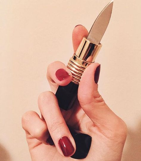 Lipstick Knife, Pretty Knives, Peggy Carter, Mia 3, Romanoff, Natasha Romanoff, Black Mamba, Nina Dobrev, Girl Gang