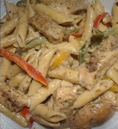 Jerk Chicken Pasta Recipe, Jerk Chicken Pasta, Spicy Pasta Recipes, Rasta Pasta, Spicy Pasta, Spicy Chicken Recipes, Chicken Pasta Recipes, Jerk Chicken, Jamaican Recipes