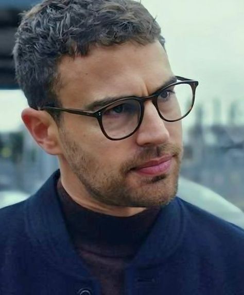 Theo James Glasses, Theodore James, James 3, Clean Shaven, Theo James, Happy Lifestyle, Short Hair Cuts, Mens Hairstyles, A Man