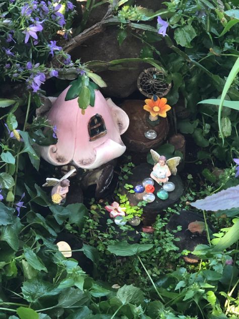 Home Backyard, Home Decor Cozy, Cozy Home Decor, Fairy Aesthetic, Decor Flowers, Home Garden Decor, Forest Fairy, Cozy Home, Fairy House