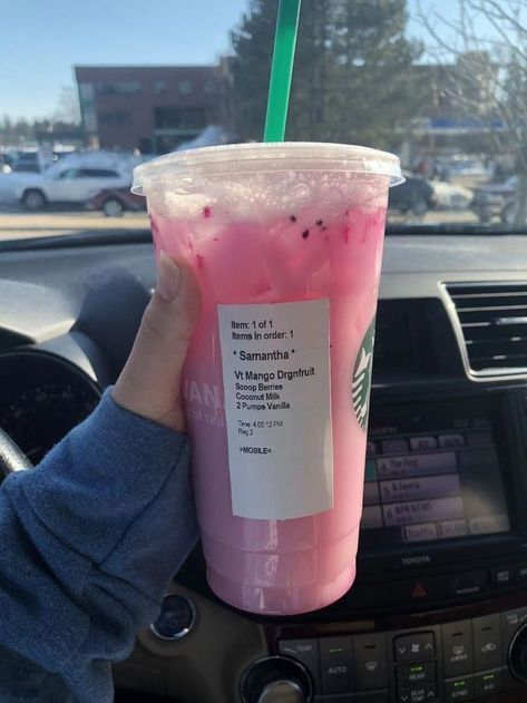 #follow #drinking #drinks #foodie #food #starbucks #blogging #blogger #blog Free Starbucks Gift Card, Starbucks Secret Menu Recipes, Cold Starbucks Drinks, Starbucks Drinks Diy, Iced Starbucks Drinks, Healthy Starbucks Drinks, Secret Starbucks Drinks, Starbucks Secret Menu Drinks, Starbucks Secret