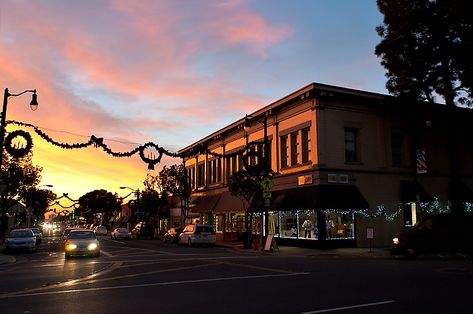 Old Town Orange CA Christmas decorations 2010 Small Town California, Orange County California Aesthetic, Places To Go In Orange County Ca, Small Towns In California, Old Towne Orange, Orange California, Orange County California, Laguna Niguel, Ca History