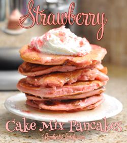 Strawberry Cake Mix Pancakes Recipe | LambertsLately.com Pretzel Dip Recipes, Cake Mix Pancakes, Cake Mix Donuts, Savory Cakes, Strawberry Pancakes, Strawberry Cake Mix, Breakfast And Brunch, Birthday Breakfast, Pancakes Easy