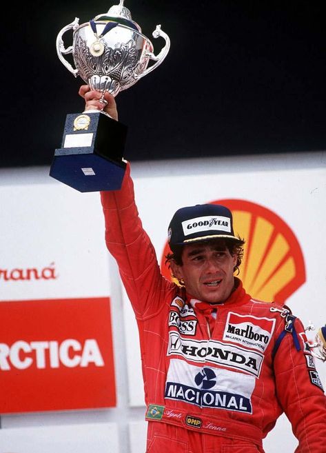 AYRTON SENNA  #F1 #FormulaOne #McLaren #Williams #GrandPrix #GrandPrixF1 http://www.snaplap.net/driver/ayrton-senna/ Aryton Senna, Mc Laren, Formula Racing, Good Year, Mclaren F1, Formula 1 Car, Michael Schumacher, F1 Racing, Racing Driver