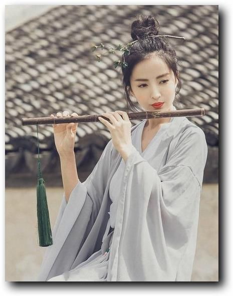 ❋古風(Antiquity)❋ Sakura Wedding, 3d Pose, Playing Flute, Beauty Salon Design, Body Poses, Dance Art, Salon Design, Drawing Clothes, Creative Portraits