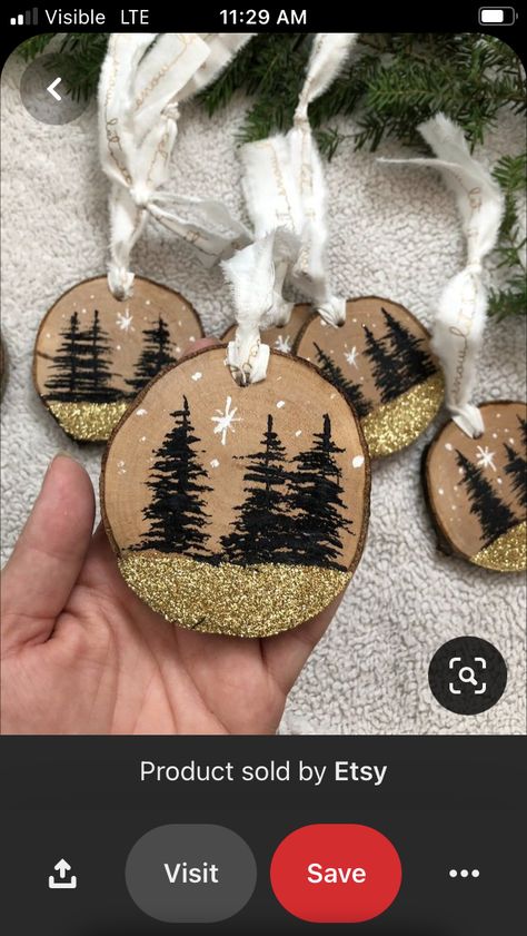 Christmas Balls Diy, Hand Painted Christmas Ornaments, Christmas Nordic, Cabin Christmas, Hand Painted Christmas, Painted Christmas Ornaments, Nordic Decor, Wood Christmas Ornaments, Wooden Christmas Ornaments